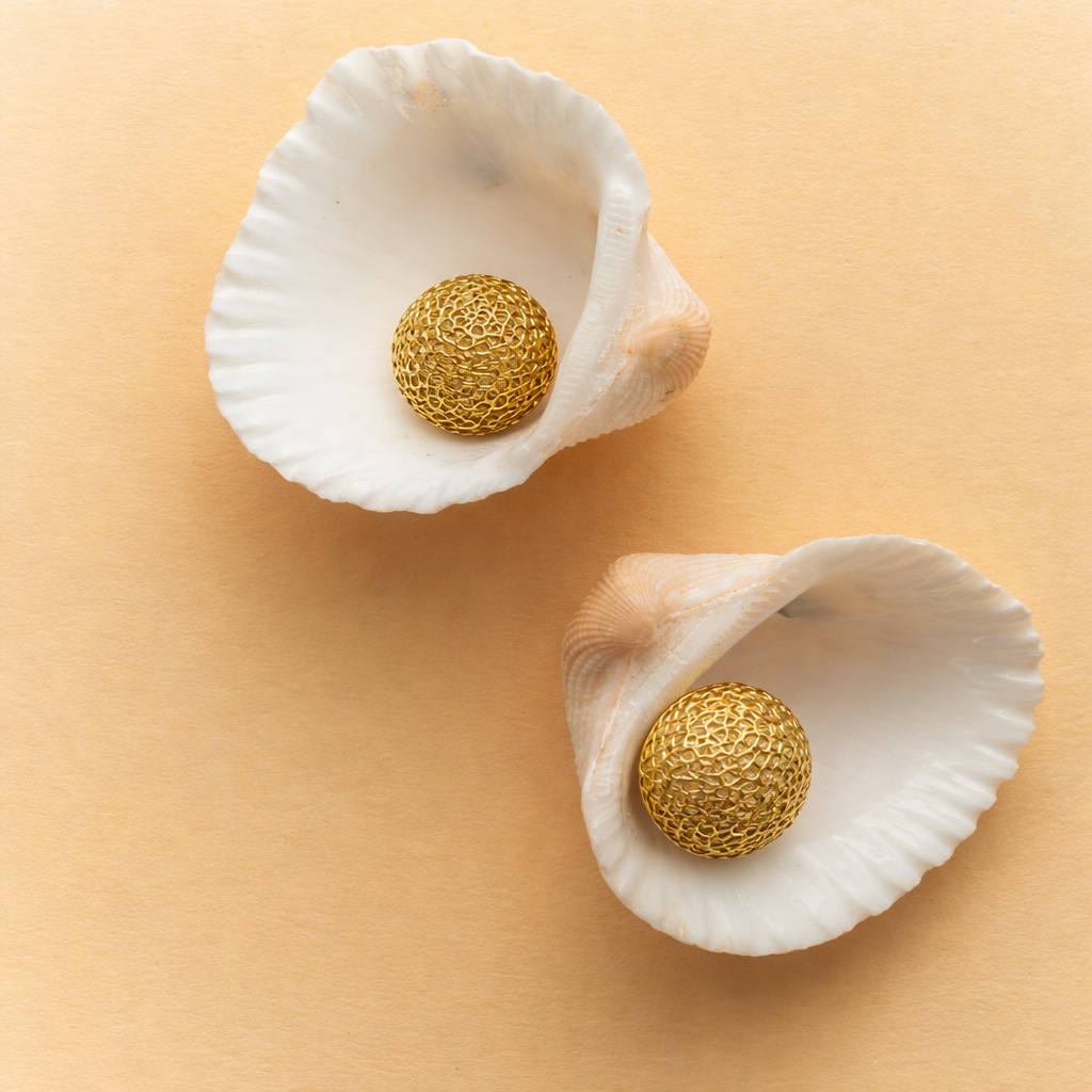 Aurelia Mesh Studs