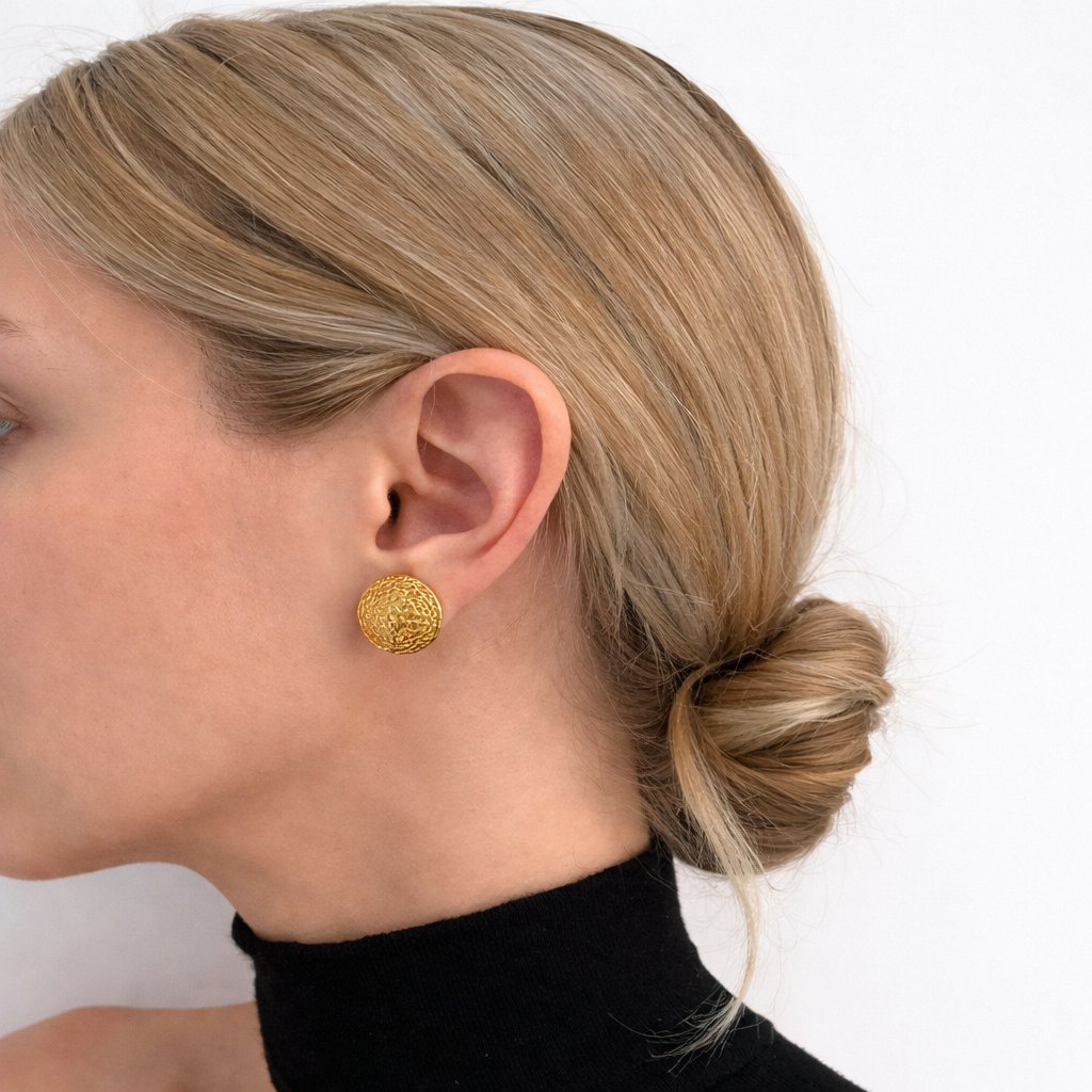 Aurelia Mesh Studs