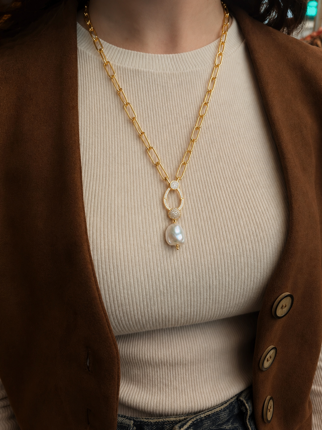 Pearl Lock Necklace