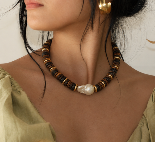 Noa Necklace