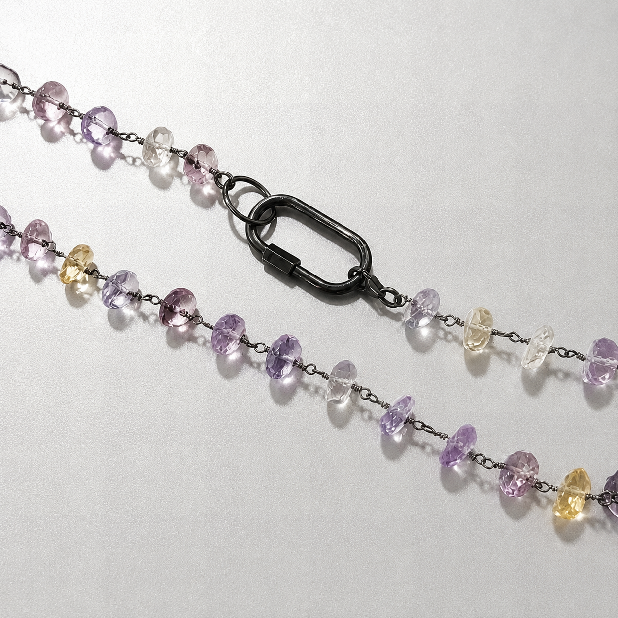 Vivi Necklace