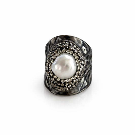 Noir Ring
