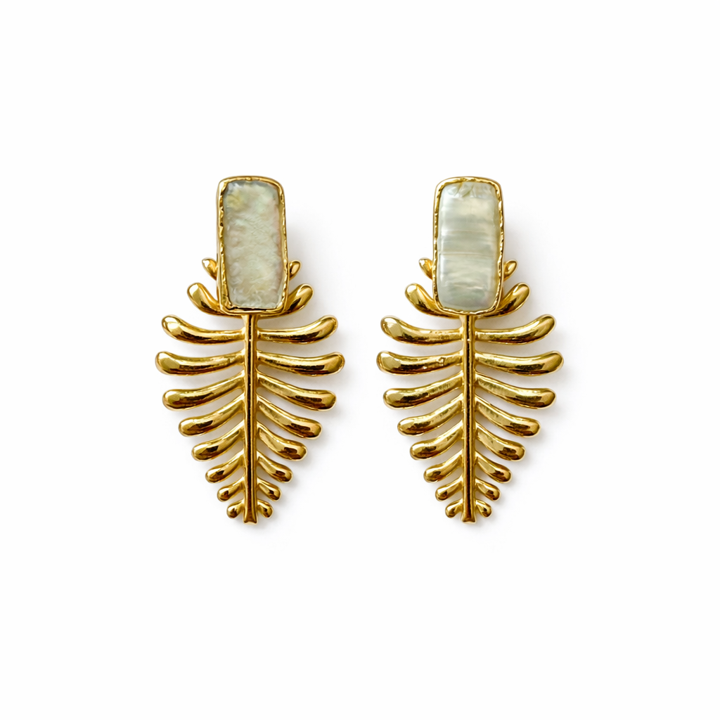 Isla Pearl Earrings