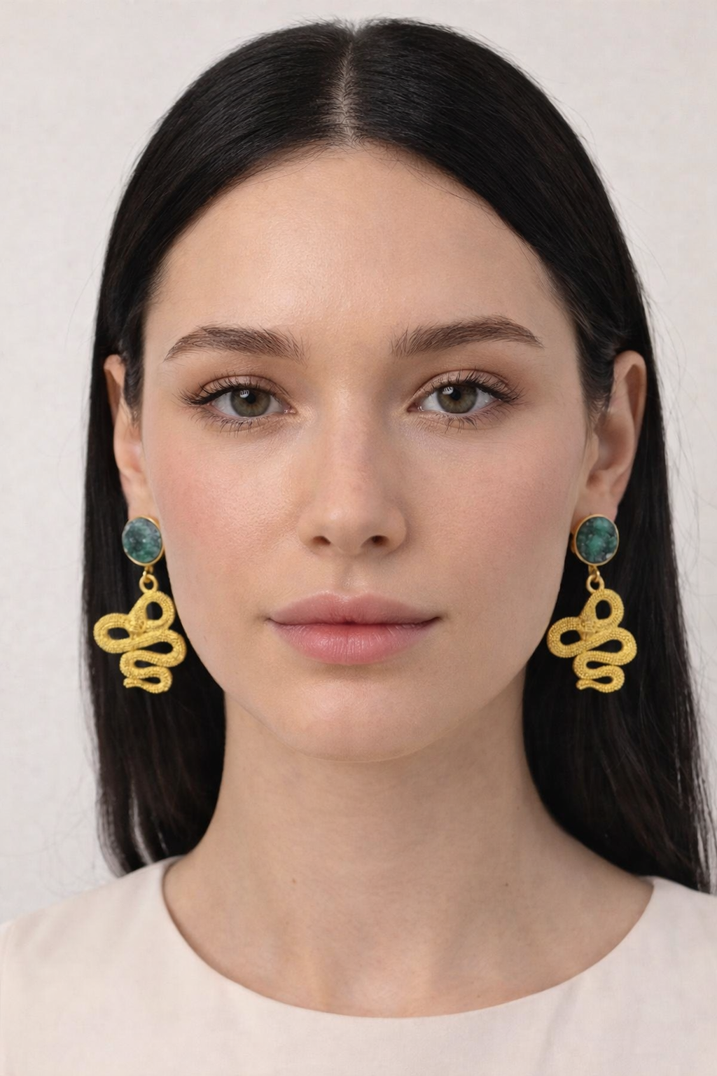 Medusa Verde Earrings